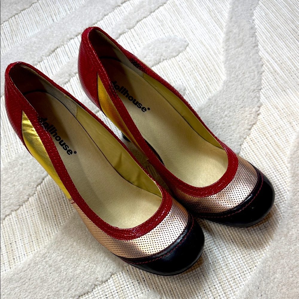 Dollhouse Red and Gold Women's Heels